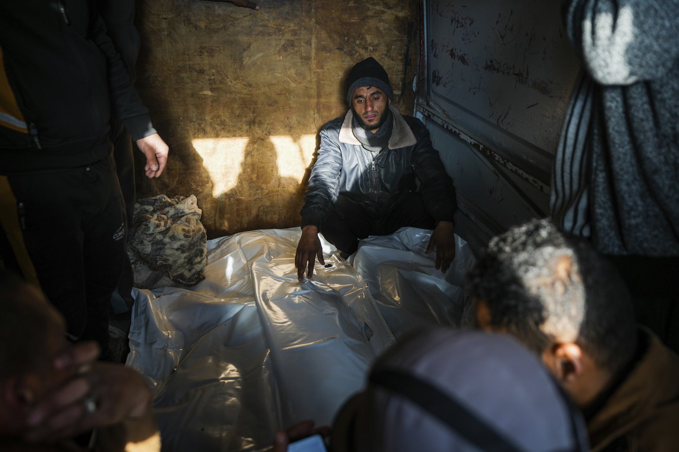 Gunmen targeting bus in the occupied West Bank kill 3 people | iNFOnews.ca Gunmen targeting bus in the occupied West Bank kill 3 people | iNFOnews.ca