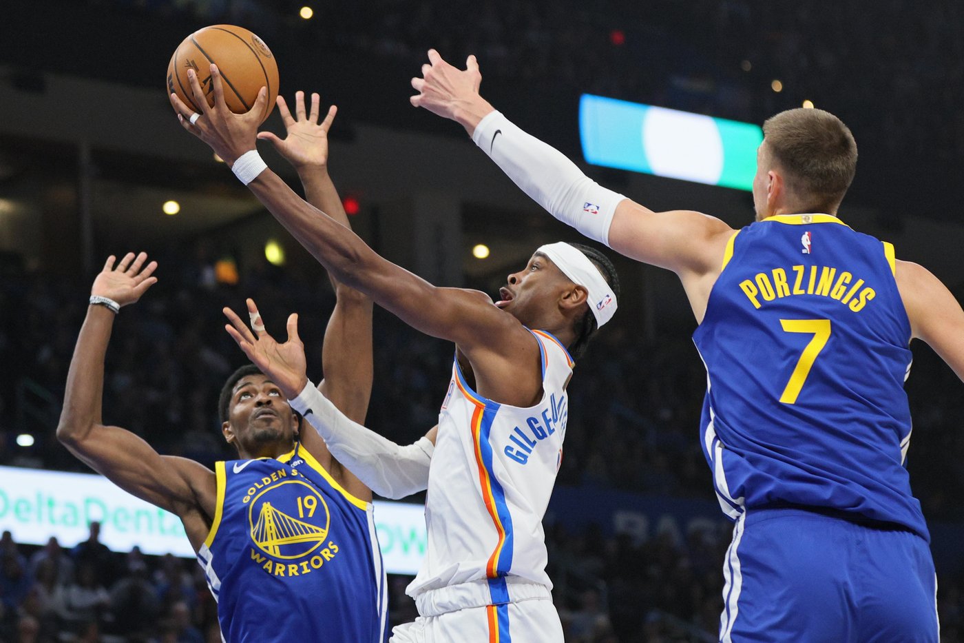 Gilgeous-Alexander scores 27 as the Thunder beat the Warriors 104-97 for 5th straight win | iNFOnews.ca Gilgeous-Alexander scores 27 as the Thunder beat the Warriors 104-97 for 5th straight win | iNFOnews.ca