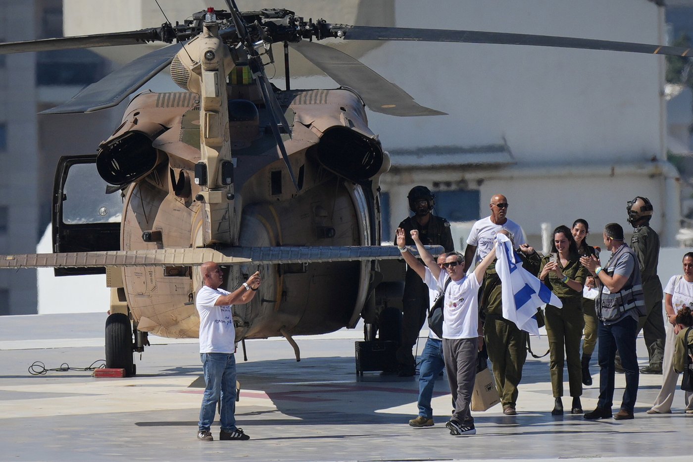 A look at the living hostages released by Hamas under ceasefire deal | iNFOnews.ca