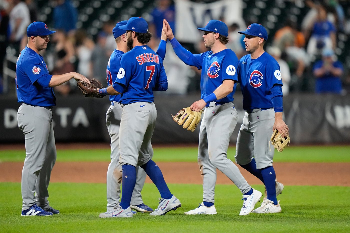 Danby Swanson caps monster doubleheader as Cubs sweep Mets | iNFOnews.ca