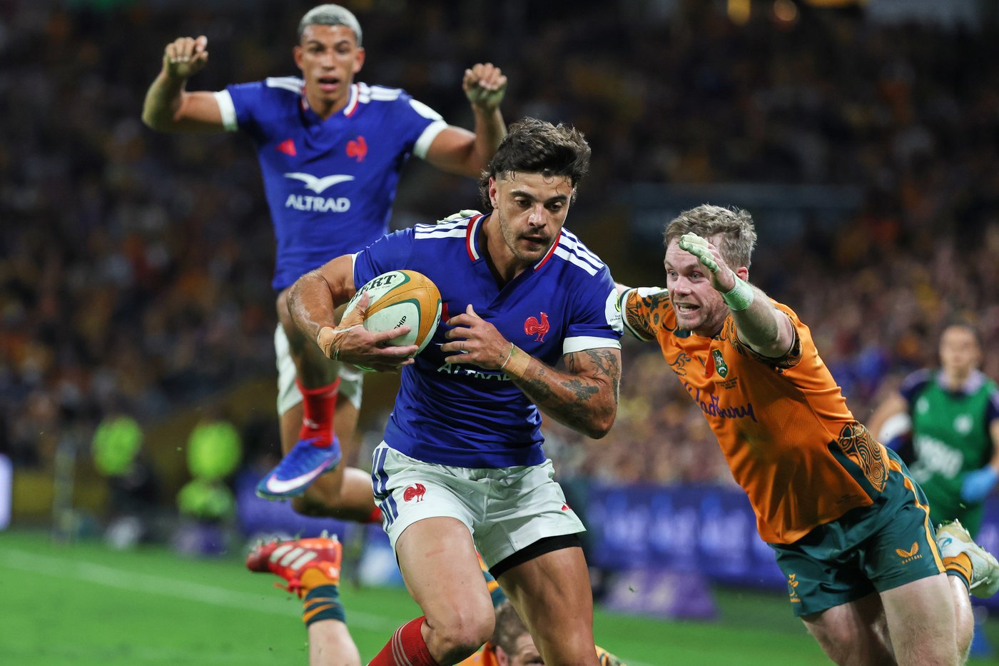 France storm back with 30 straight points to beat Australia 42-26 | iNFOnews.ca France storm back with 30 straight points to beat Australia 42-26 | iNFOnews.ca