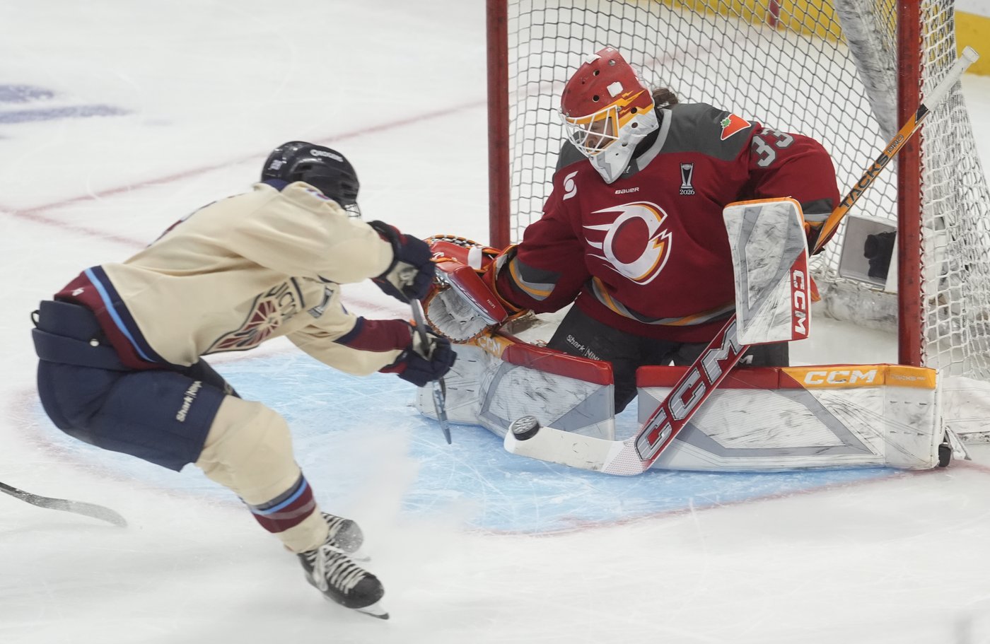 Desbiens up for second straight PWHL top goaltender award against Frankel, Philips | iNFOnews.ca Desbiens up for second straight PWHL top goaltender award against Frankel, Philips | iNFOnews.ca
