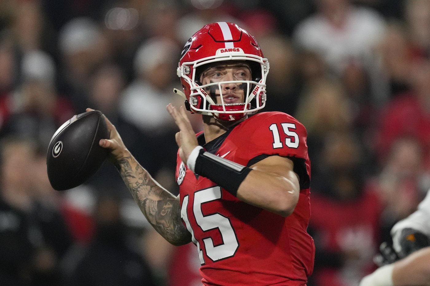 Georgia QB Carson Beck enters transfer portal and delays NFL draft plans, reports say | iNFOnews.ca Georgia QB Carson Beck enters transfer portal and delays NFL draft plans, reports say | iNFOnews.ca