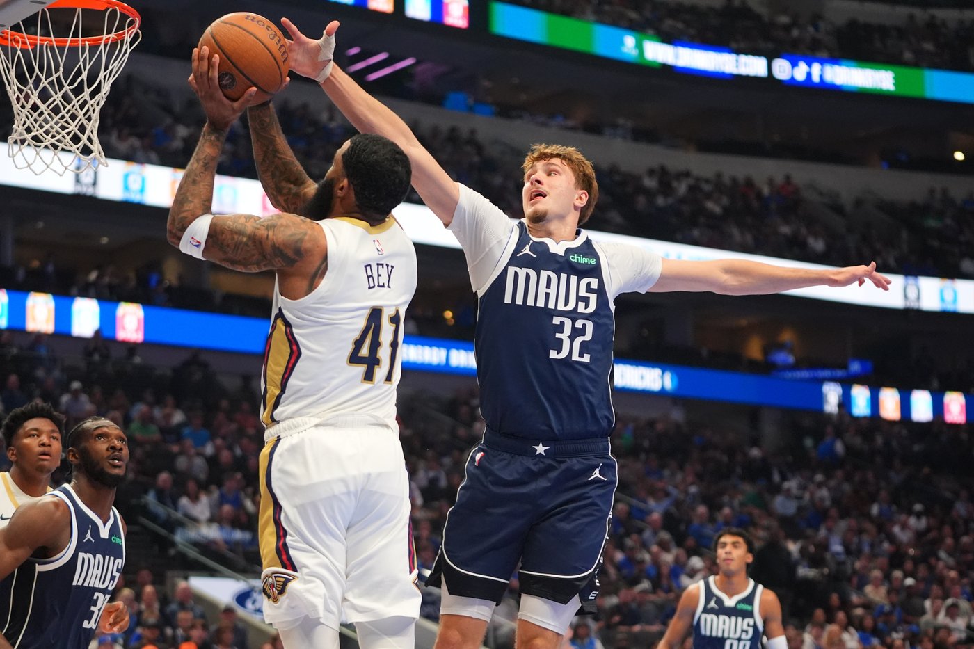 Flagg scores 29 points, Marshall hits late 3 to lead Mavericks past Pelicans, 118-115 | iNFOnews.ca Flagg scores 29 points, Marshall hits late 3 to lead Mavericks past Pelicans, 118-115 | iNFOnews.ca