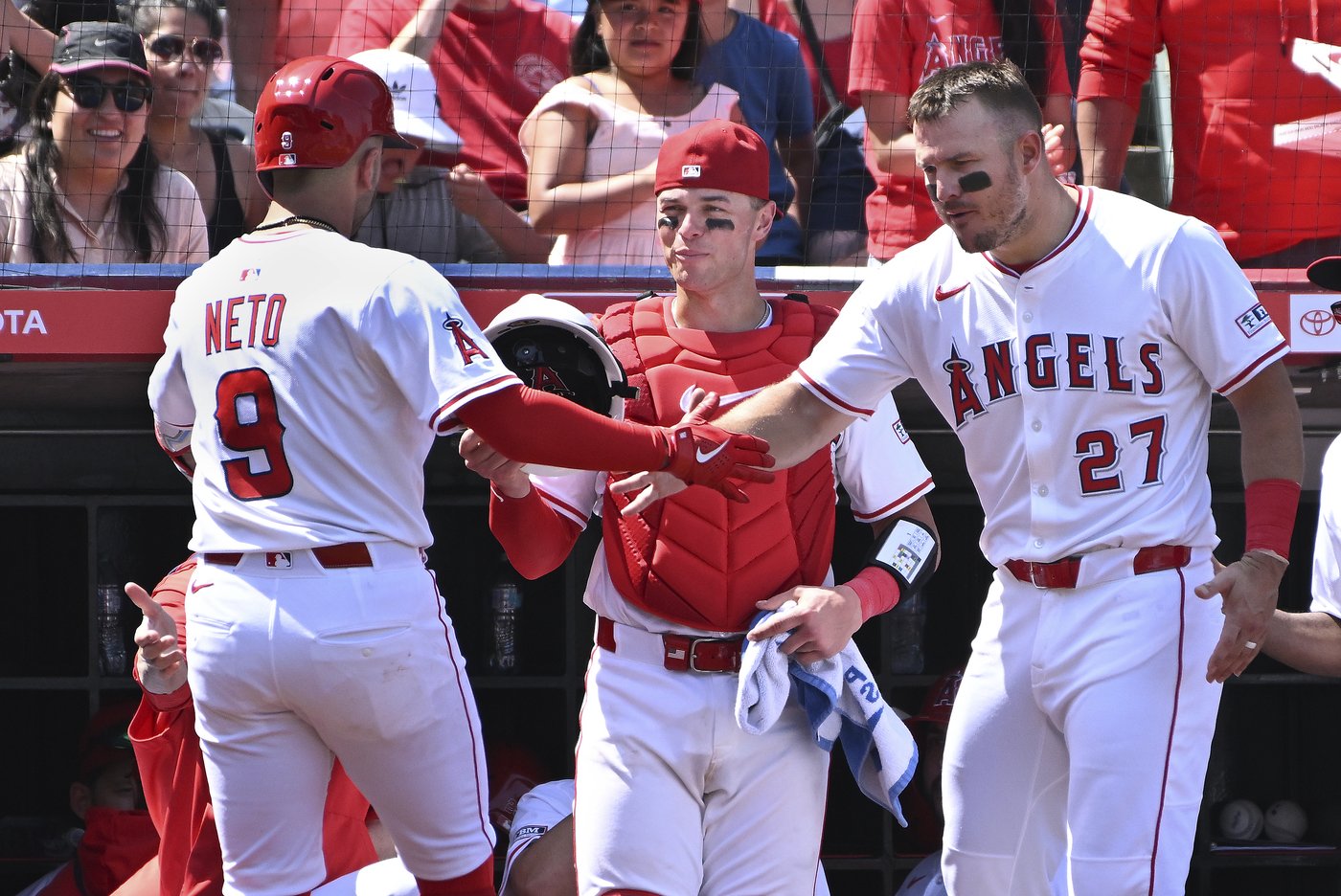 Adell's bases-clearing double in a 4-run 9th helps Angels beat Giants 5-4 | iNFOnews.ca