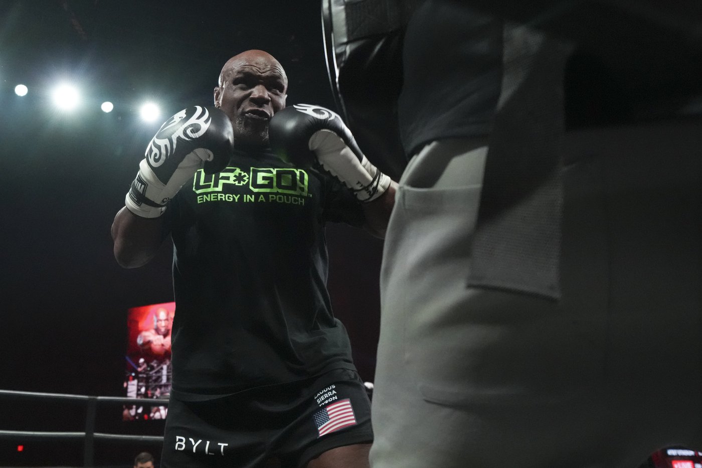Mike Tyson-Jake Paul: How to watch the fight, time, odds | iNFOnews.ca