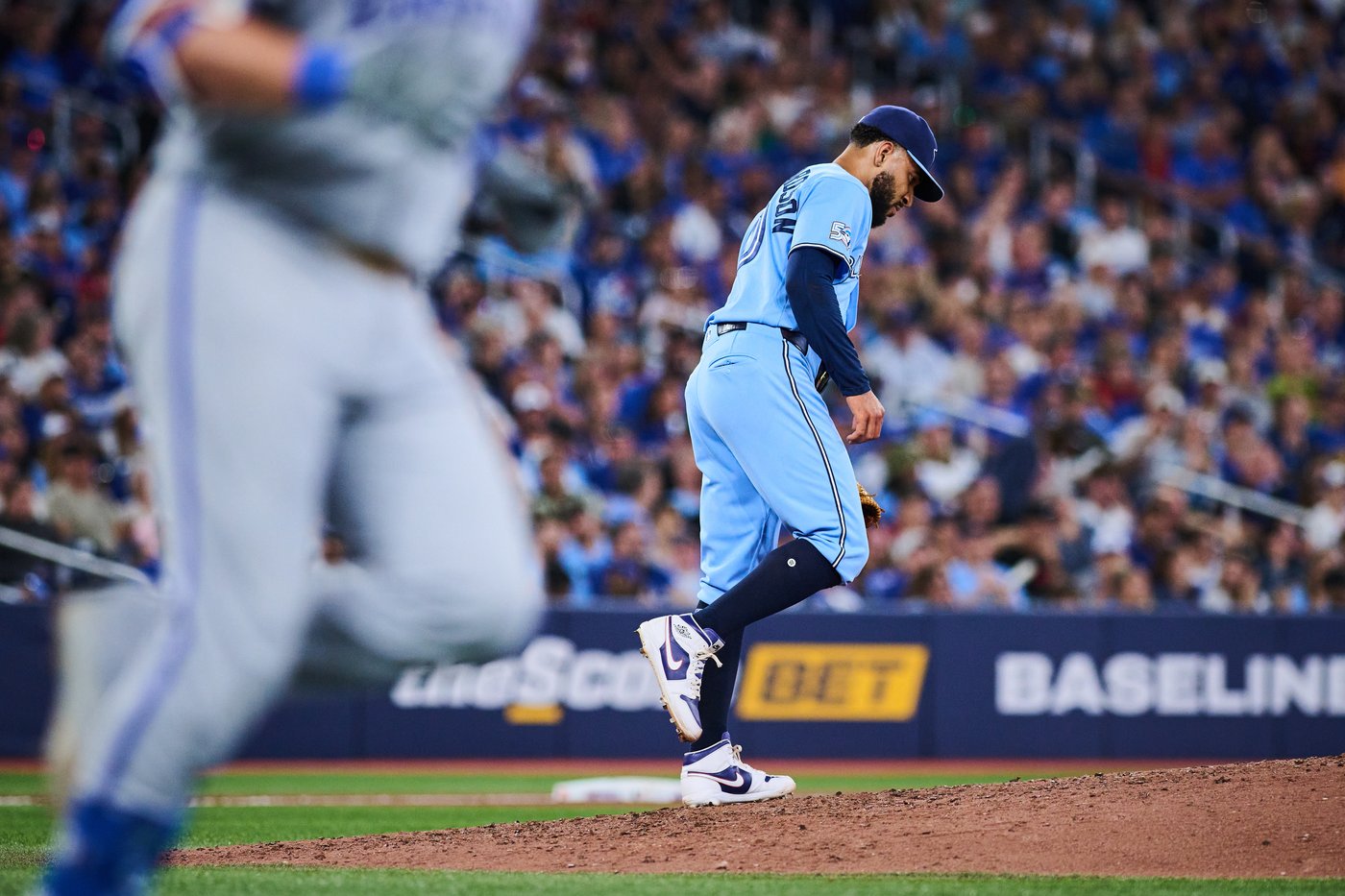 Royal Crowning: Caglianone drives in six runs as Kansas City dumps Blue Jays 13-2 | iNFOnews.ca Royal Crowning: Caglianone drives in six runs as Kansas City dumps Blue Jays 13-2 | iNFOnews.ca