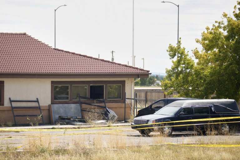 Colorado funeral director who acknowledged abusing 191 corpses withdraws guilty plea | iNFOnews.ca