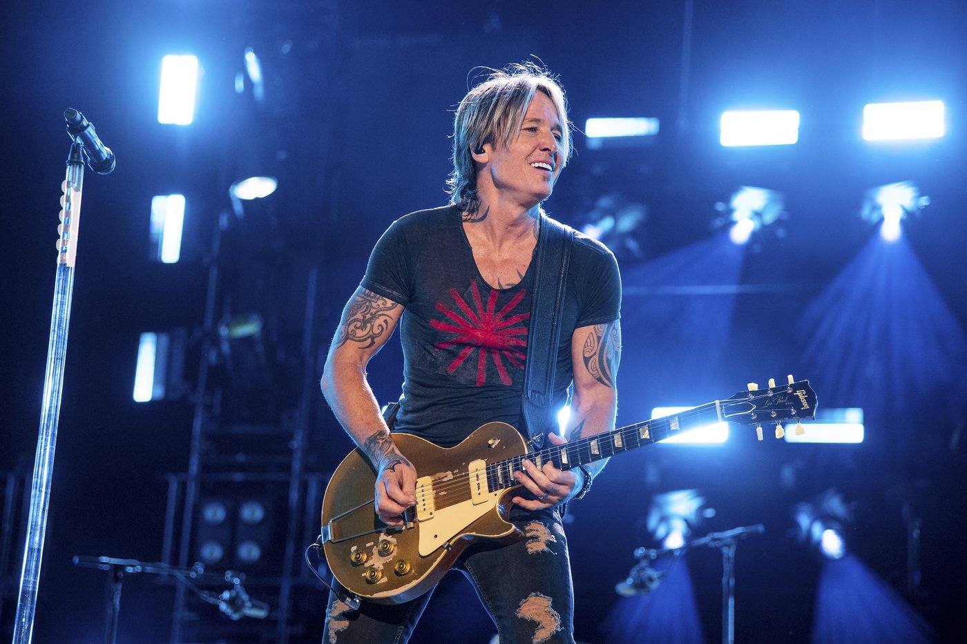 Keith Urban says 'High' is about order and chaos, with songs about love, life and his late father | iNFOnews.ca