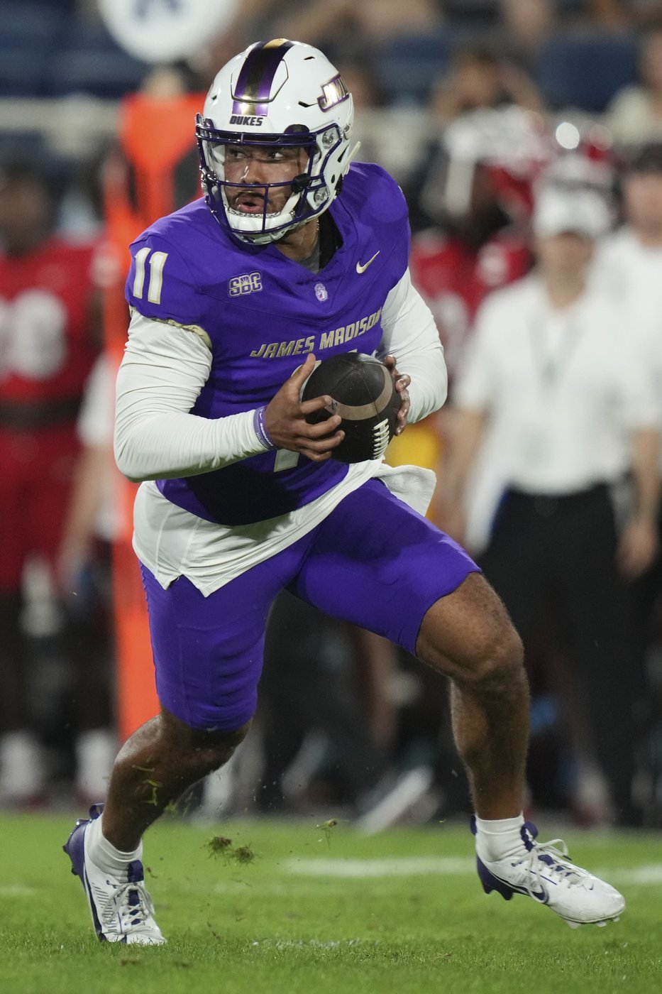 James Madison secures its first bowl win after topping Western Kentucky 27-17 in the Boca Raton | iNFOnews.ca James Madison secures its first bowl win after topping Western Kentucky 27-17 in the Boca Raton | iNFOnews.ca