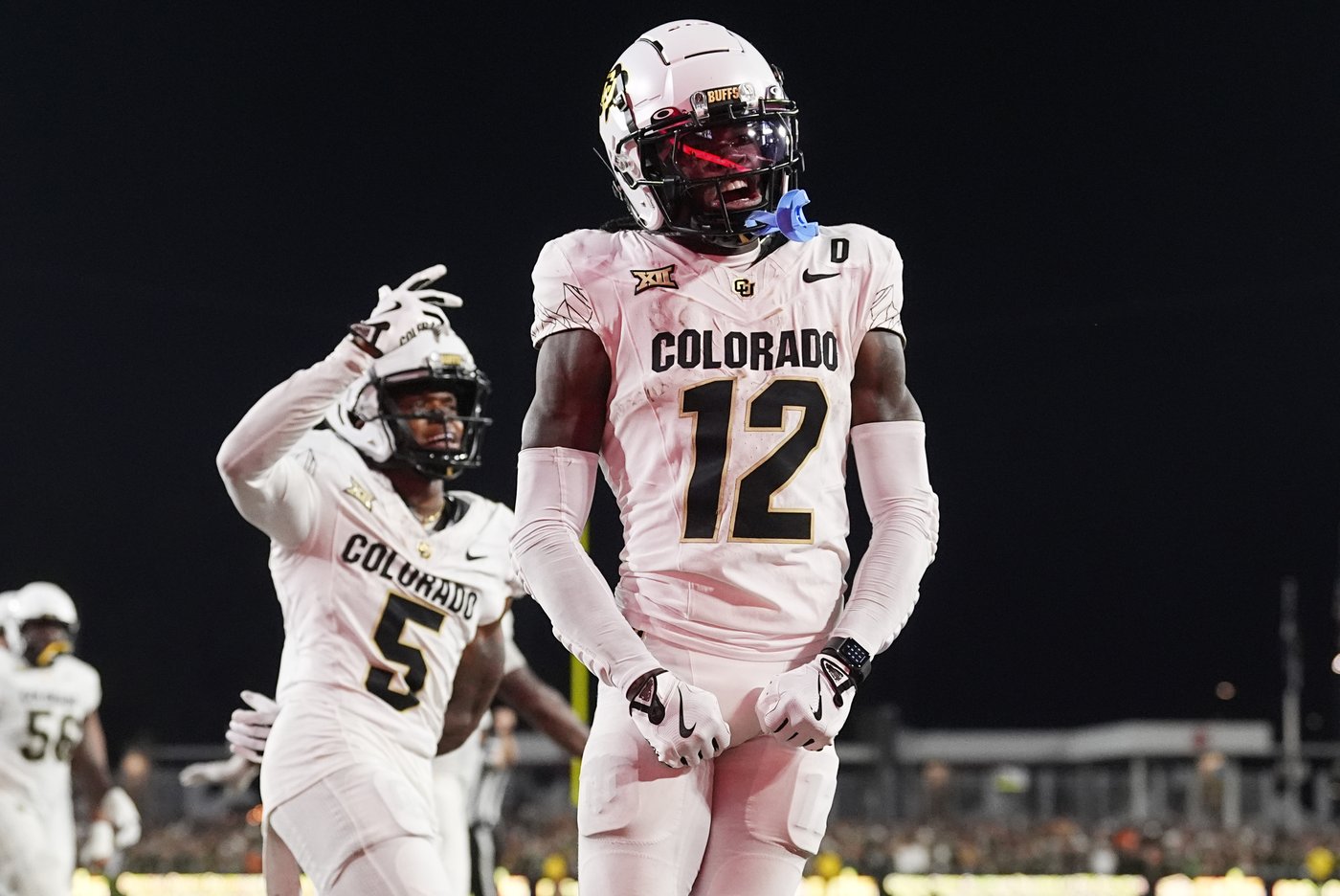 Colorado two-way star Travis Hunter hopes to play cornerback and receiver at the next level, too | iNFOnews.ca