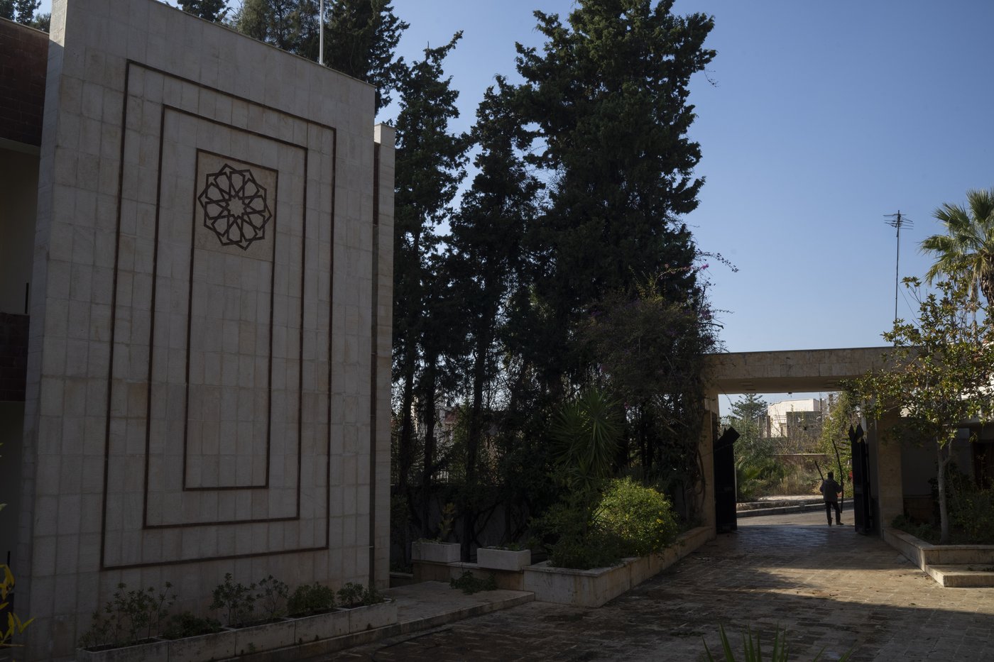 In Assad's hometown, few shared in his family's fortune. They hope they won't share in his downfall | iNFOnews.ca In Assad's hometown, few shared in his family's fortune. They hope they won't share in his downfall | iNFOnews.ca