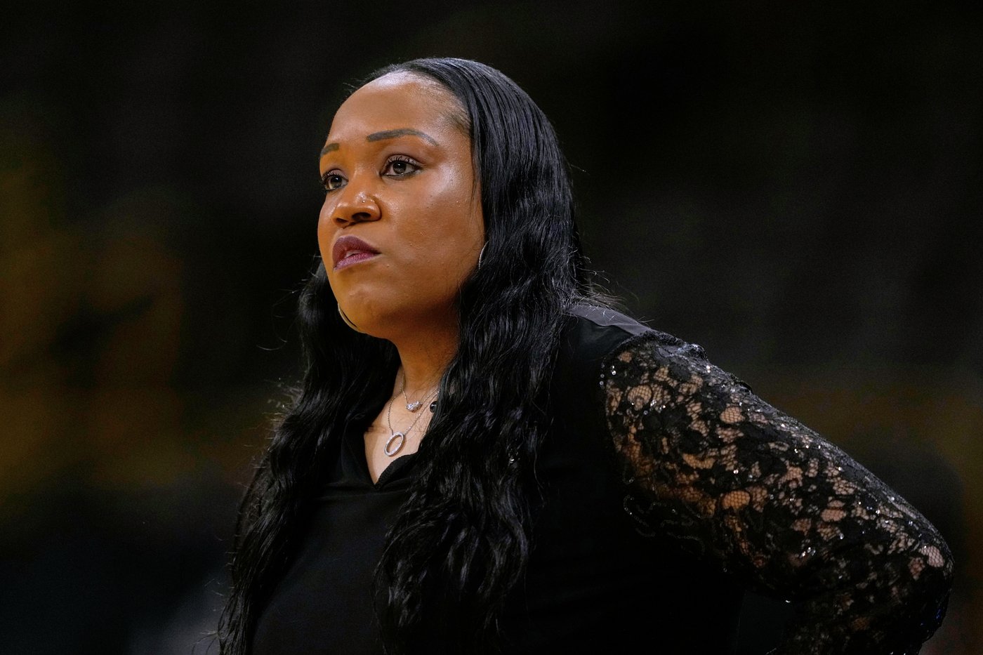 Virginia and coach Amaka Agugua-Hamilton reach a settlement after her sudden dismissal | iNFOnews.ca