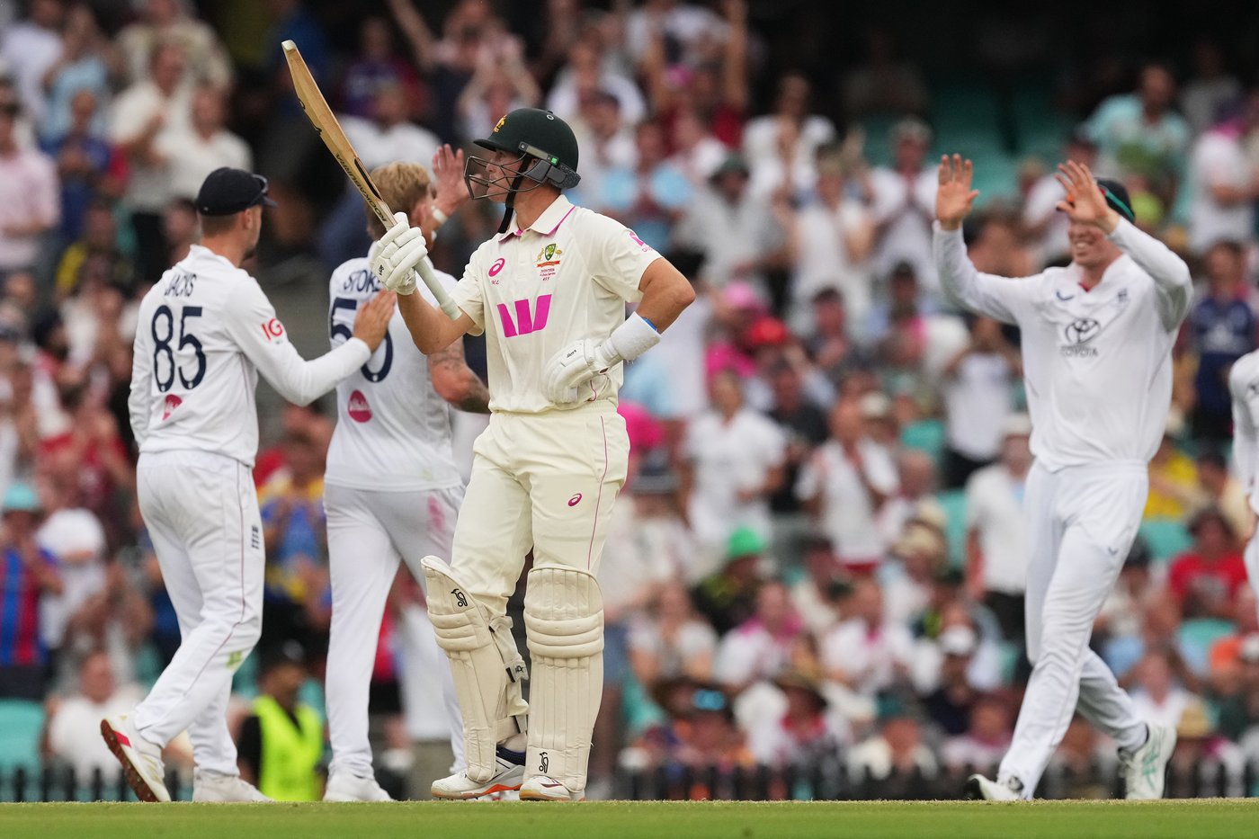 Root and Head's batting mastery highlights Day 2 of 5th Ashes test | iNFOnews.ca Root and Head's batting mastery highlights Day 2 of 5th Ashes test | iNFOnews.ca