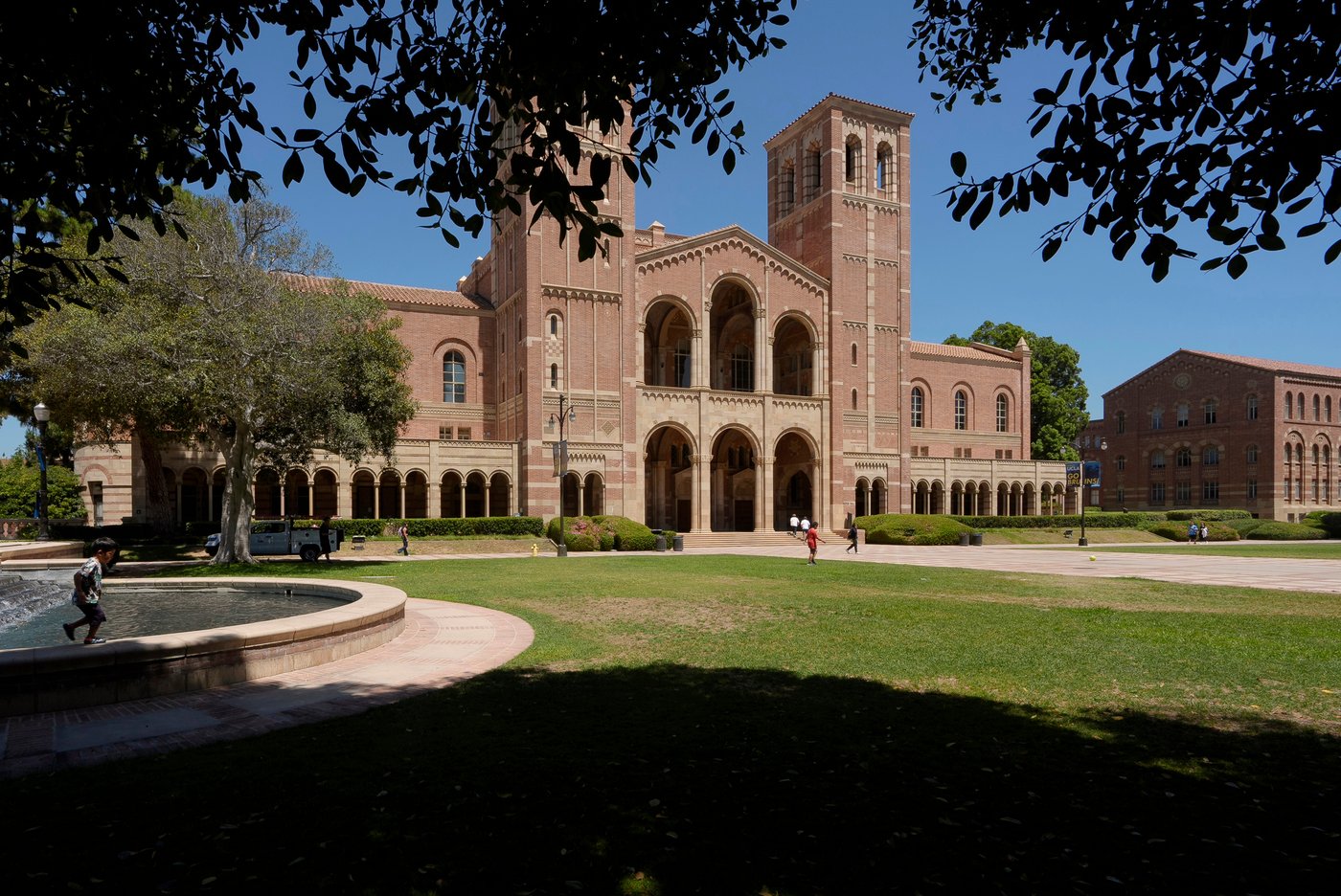 Justice Department lawsuit says UCLA failed to protect Jewish employees from hostility | iNFOnews.ca