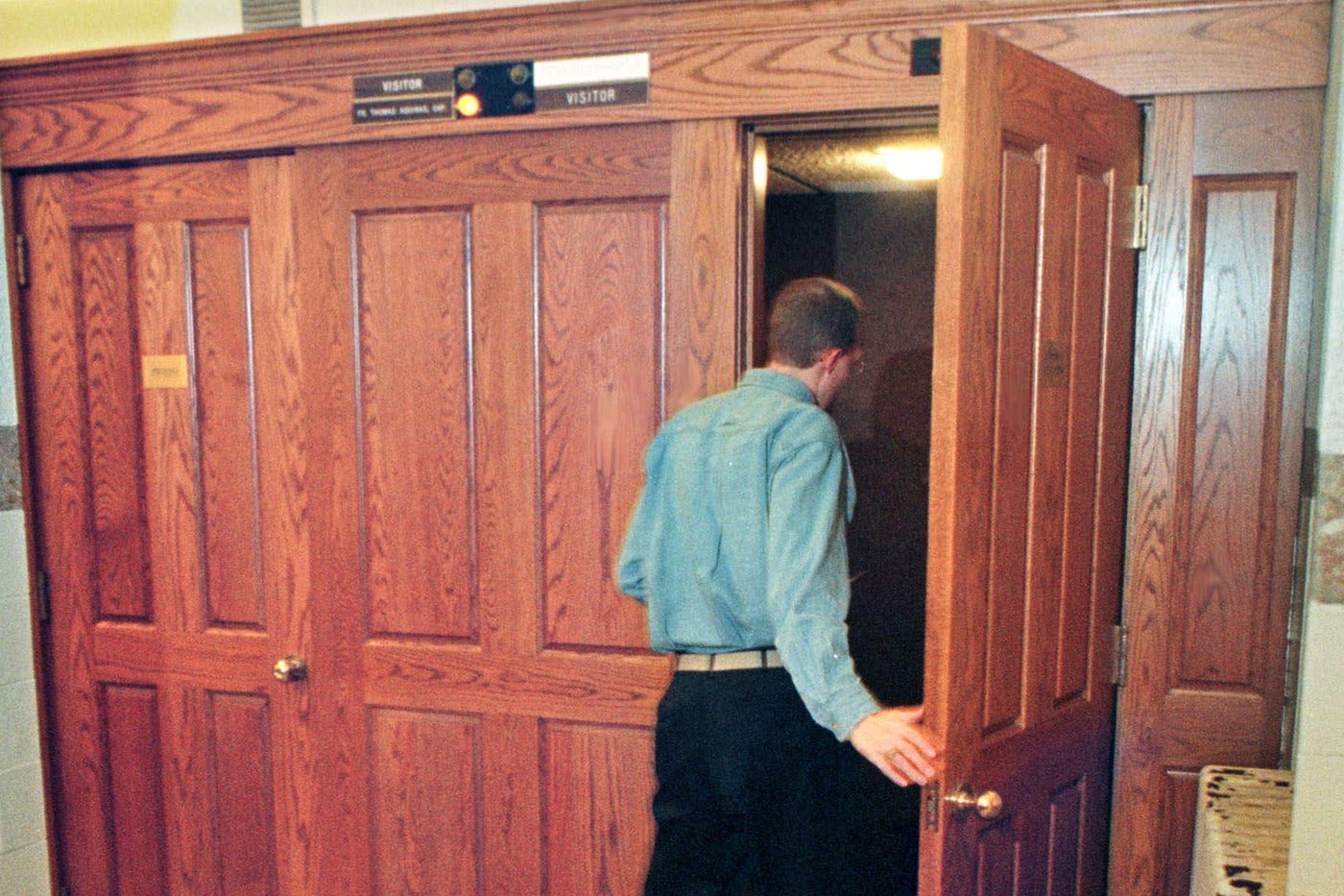 Catholics return to confession focused on grace, not a get-out-of-hell-free card | iNFOnews.ca