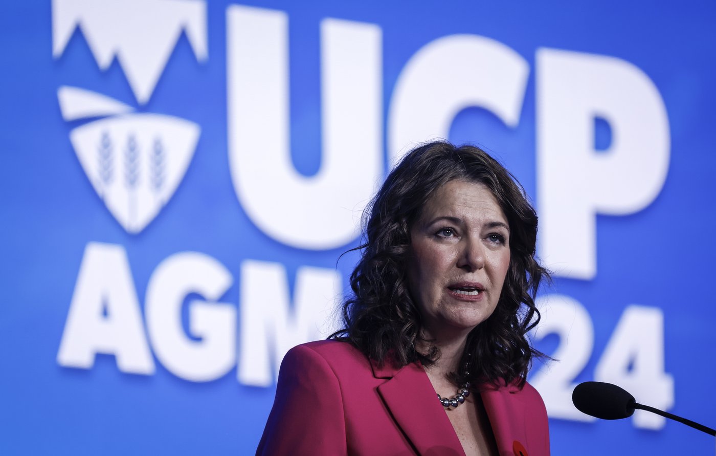 Smith noncommittal on overriding Charter as court challenge looms over trans bills | iNFOnews.ca