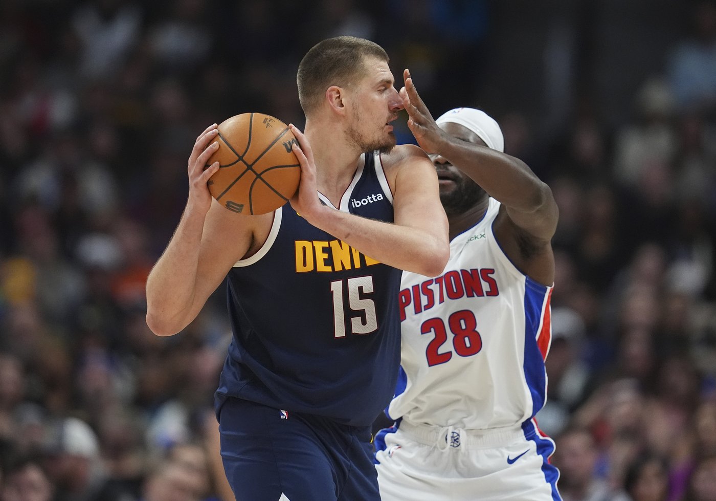 Jokic has 37, Murray scores 34 and Nuggets beat Pistons, 134-121 | iNFOnews.ca