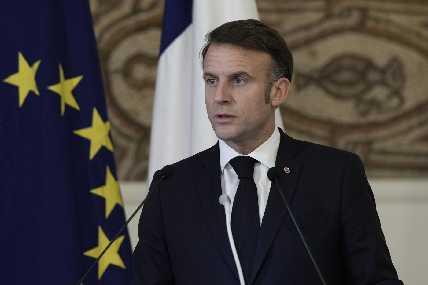 France's Macron expresses support for new leadership in Lebanon as it recovers from crisis | iNFOnews.ca France's Macron expresses support for new leadership in Lebanon as it recovers from crisis | iNFOnews.ca