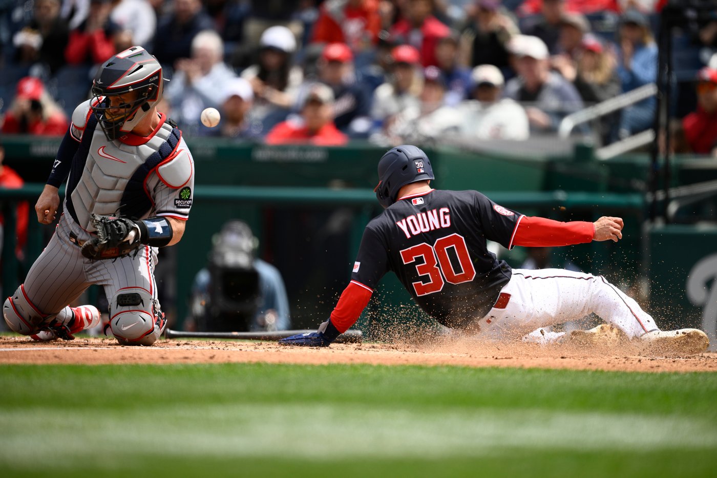 Ruiz powers the Nationals past the Twins 7-5 with a go-ahead 7th-inning homer and 4 RBIs | iNFOnews.ca