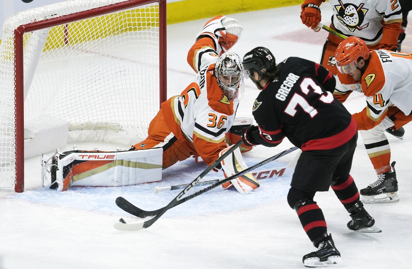 Drake Batherson scores hat trick, Senators romp 5-1 over Ducks | iNFOnews.ca