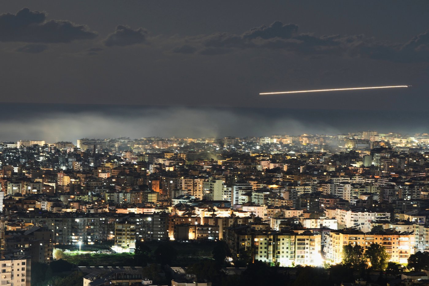 Photos show Lebanese people fleeing after Israeli strikes | iNFOnews.ca