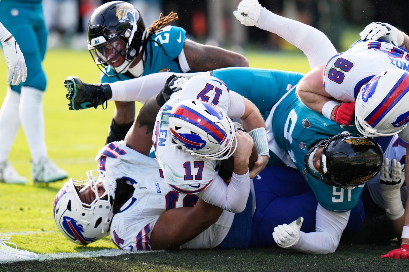 Josh Allen carries Bills to 27-24 win at Jags for Buffalo's first road playoff victory in 33 years | iNFOnews.ca Josh Allen carries Bills to 27-24 win at Jags for Buffalo's first road playoff victory in 33 years | iNFOnews.ca