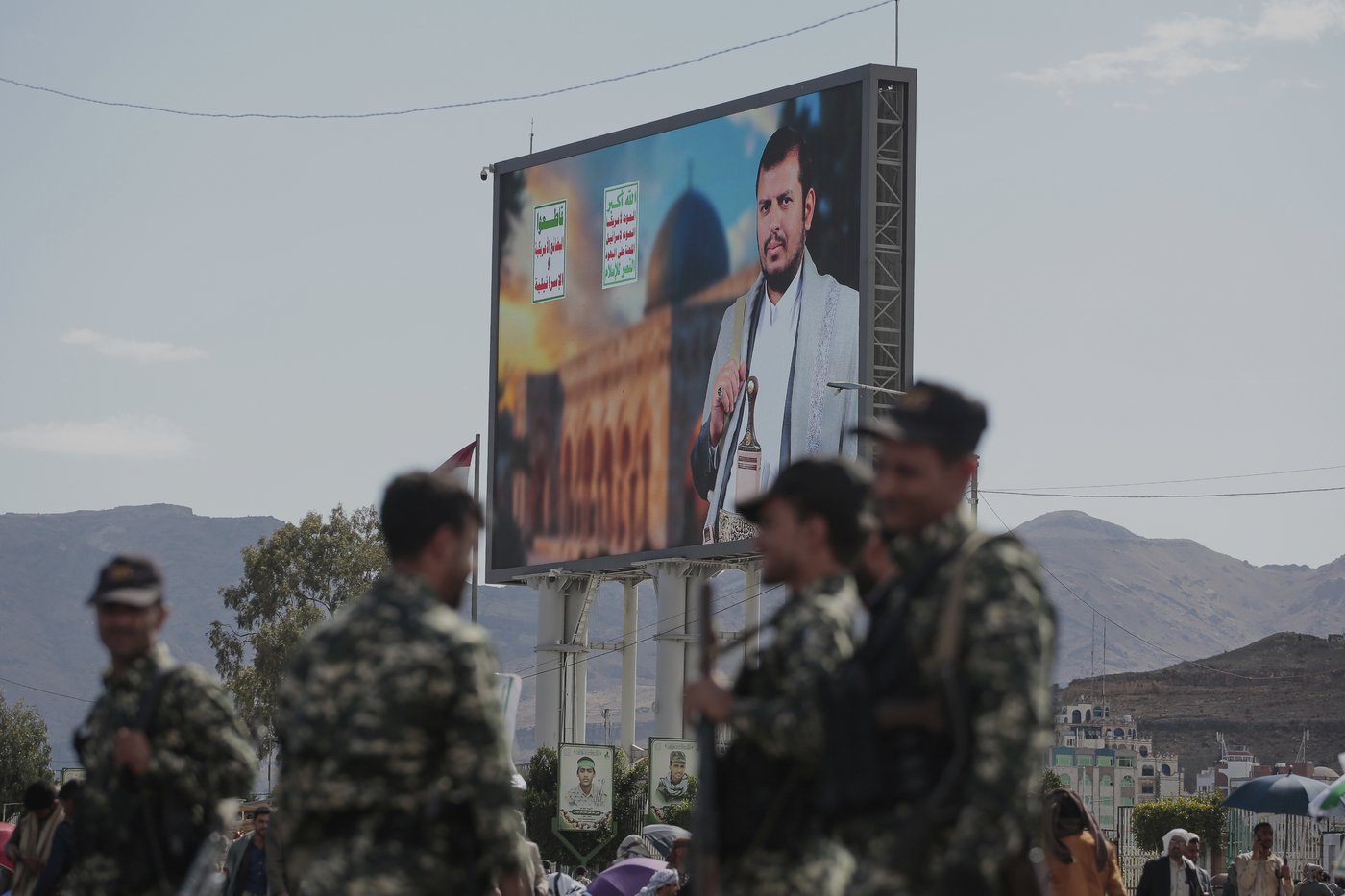 Trump warns Iran it will face 'consequences' of further attacks from Yemen's Houthi rebels | iNFOnews.ca