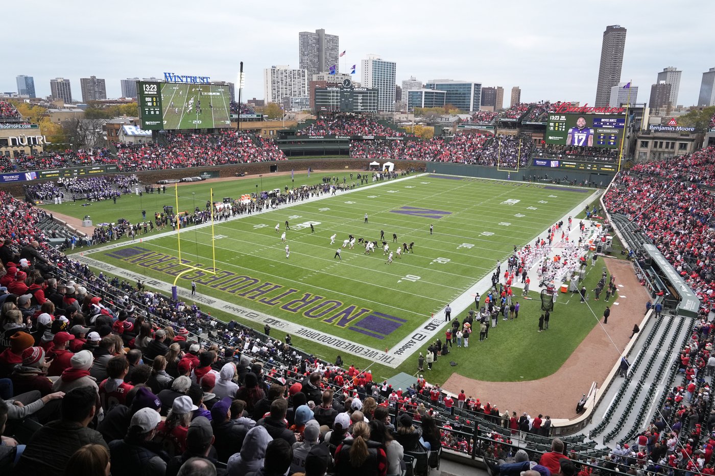 Will Howard helps No. 2 Ohio State rout Northwestern 31-7 at Wrigley Field | iNFOnews.ca