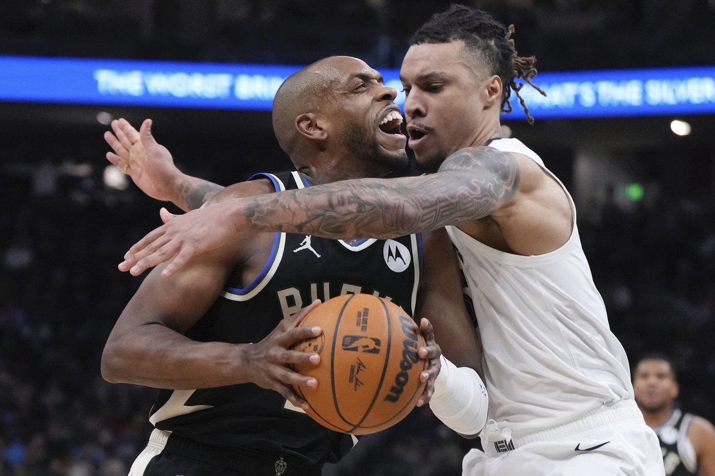 Jackson scores 37 points as Grizzlies beat Bucks 132-119 without Morant | iNFOnews.ca