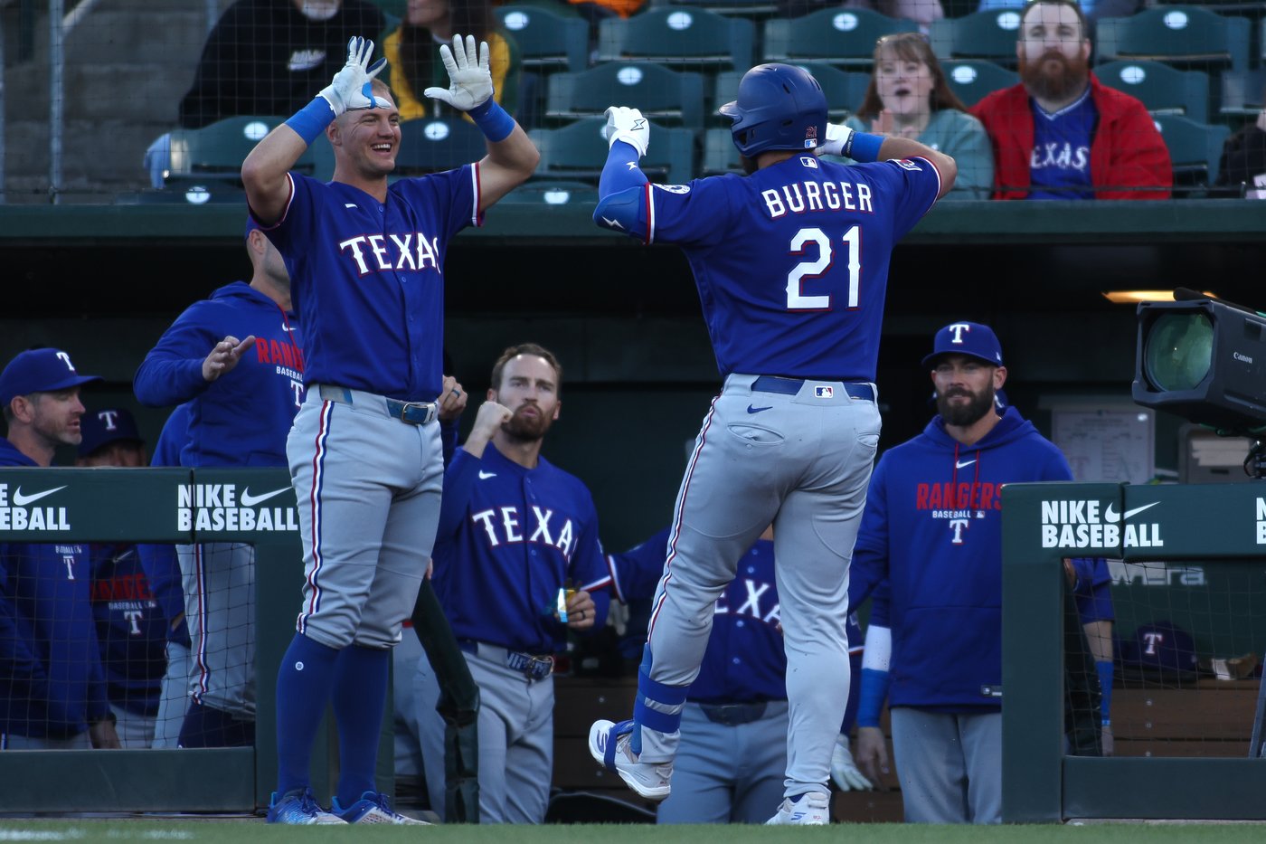 Eovaldi goes 7 innings, Burger hits 2 homers as Rangers win 8-1 to stop Athletics' win streak | iNFOnews.ca
