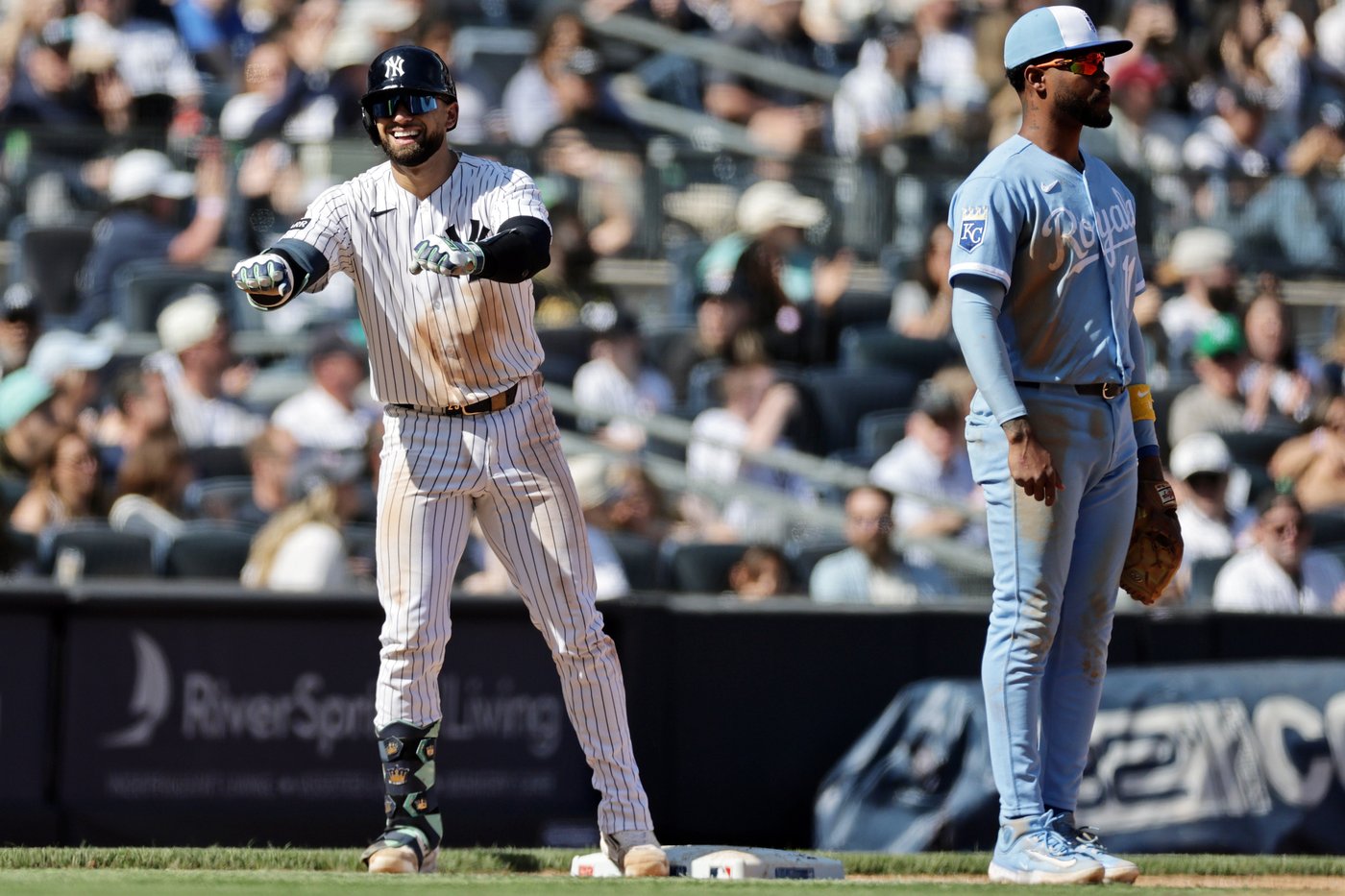 Cody Bellinger homers twice and drives in five as the Yankees rout the struggling Royals 13-4 | iNFOnews.ca