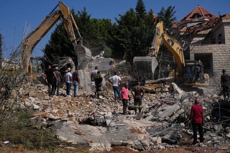 Israeli airstrikes hit southern Lebanon village, killing 9, and other Mideast news | iNFOnews.ca