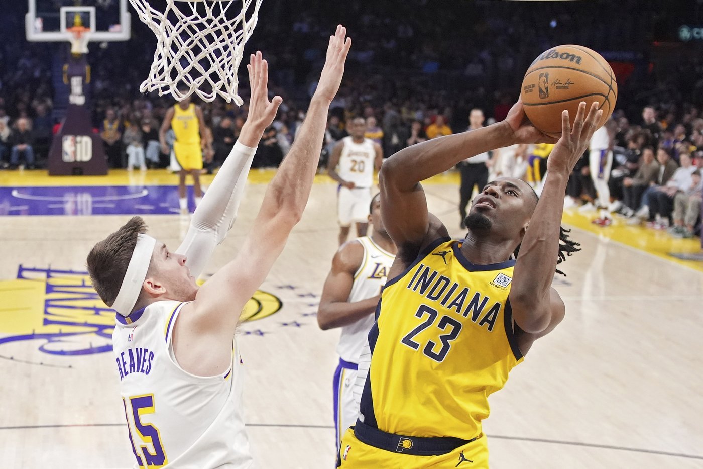 Austin Reaves scores a career-high 45, and the Lakers shock the Pacers 124-117 without LeBron, Luka | iNFOnews.ca