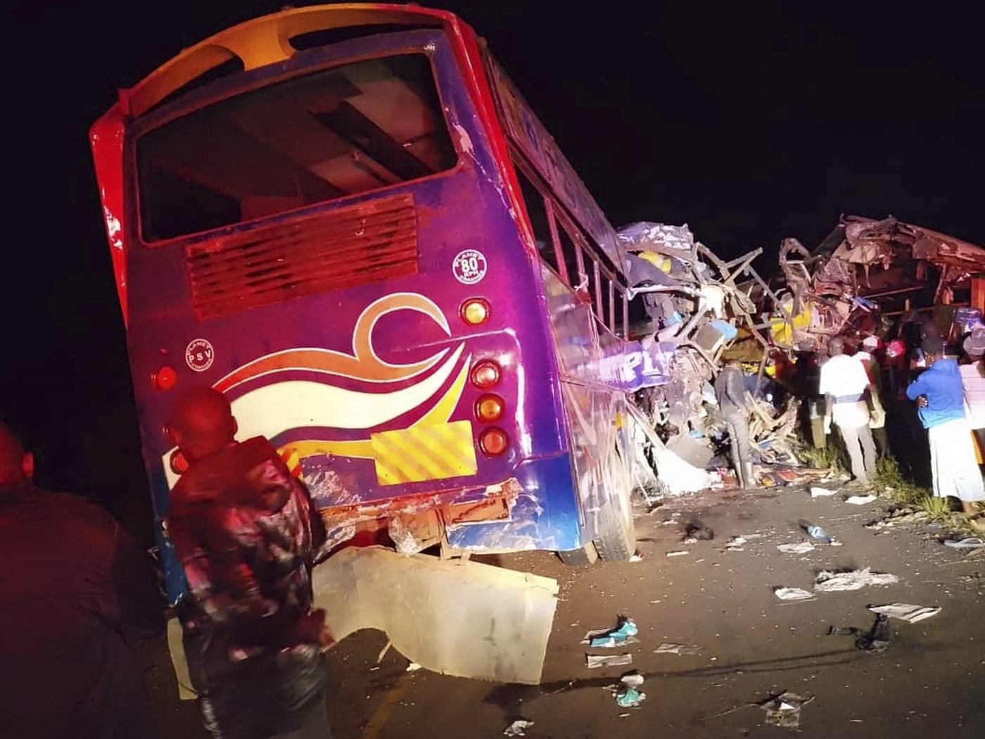 Crash of buses and other vehicles in western Uganda kills 46 people | iNFOnews.ca Crash of buses and other vehicles in western Uganda kills 46 people | iNFOnews.ca