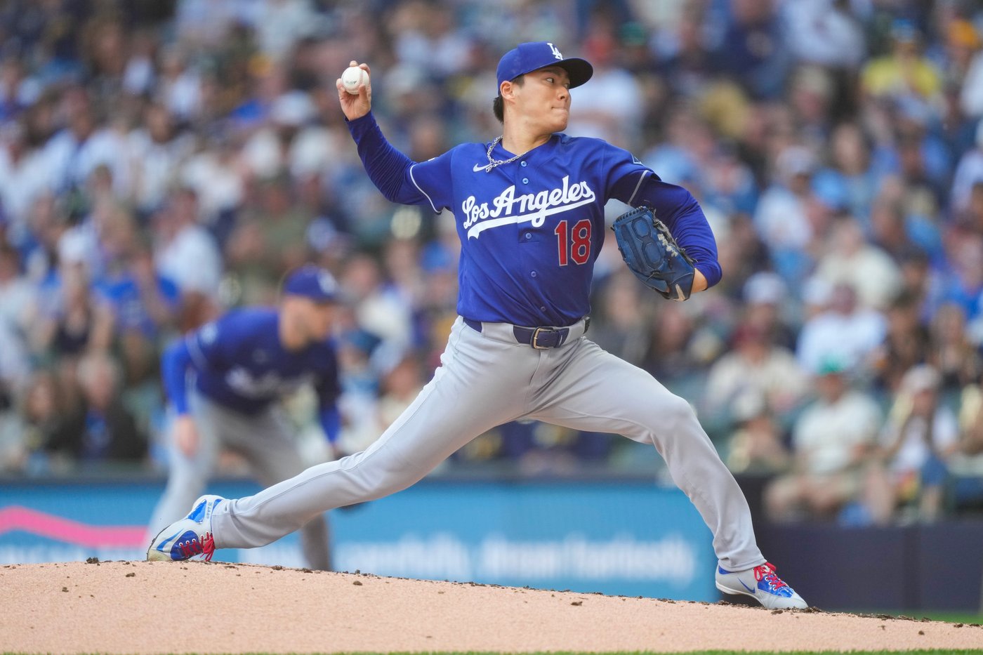 Yamamoto shines in Milwaukee again as Dodgers defeat Brewers 5-1 | iNFOnews.ca