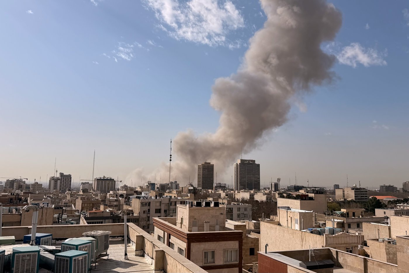 Photos from inside Iran as strikes boom across the capital, Tehran, for a third day | iNFOnews.ca