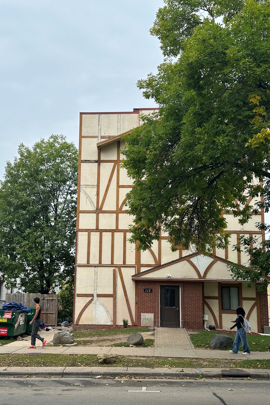 Police investigating for hazing after men covered in food found in Wisconsin fraternity | iNFOnews.ca Police investigating for hazing after men covered in food found in Wisconsin fraternity | iNFOnews.ca