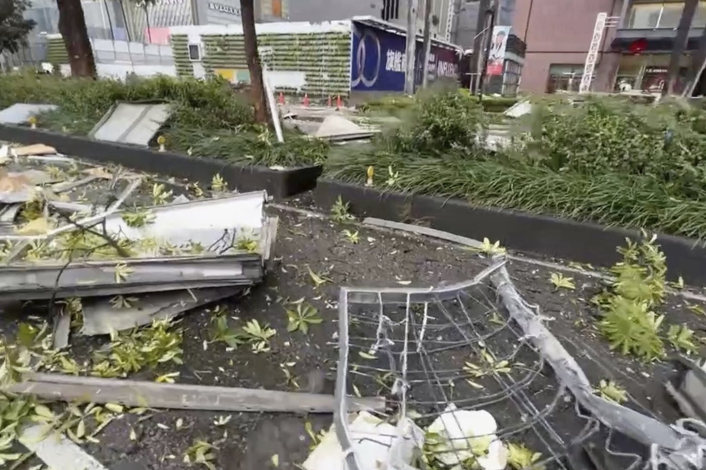 Gas explosion at Taiwan food court kills 4 and injures 26 | iNFOnews.ca Gas explosion at Taiwan food court kills 4 and injures 26 | iNFOnews.ca