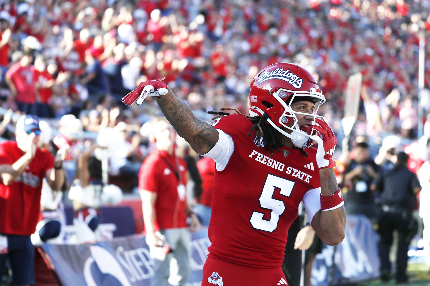 Ethan O'Connor's late 60-yard pick-6 rallies Washington State to 25-17 victory over Fresno State | iNFOnews.ca