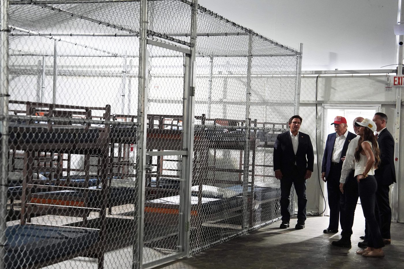 Inside 'Alligator Alcatraz': Color-coded uniforms, 5:30 am breakfast and strict rules | iNFOnews.ca