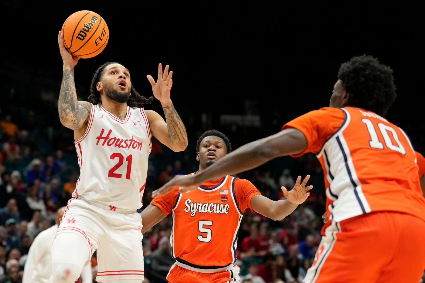 Sharp, Uzan power No. 3 Houston past Syracuse in OT | iNFOnews.ca