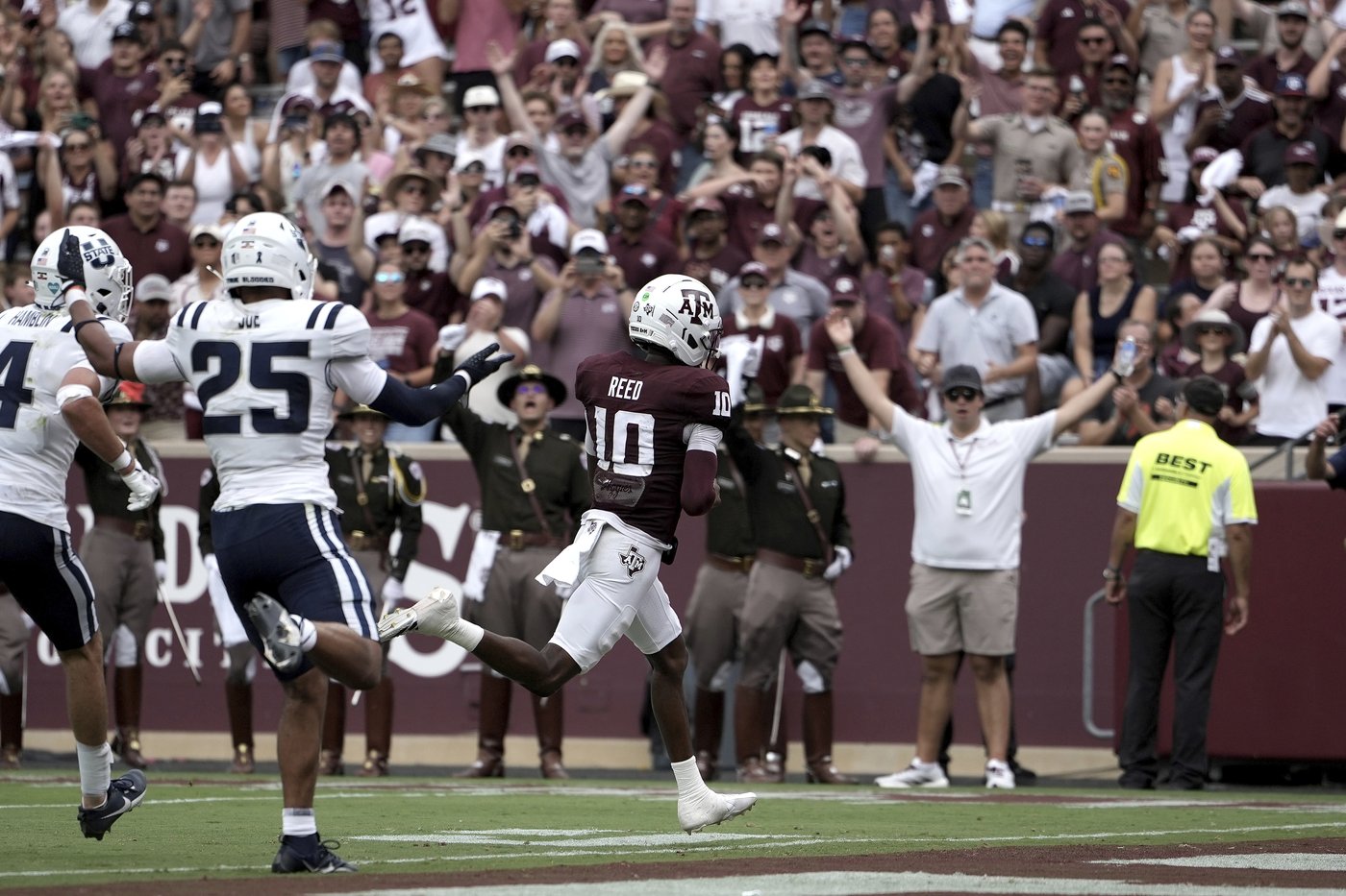Marcel Reed's four touchdowns lead No. 19 Texas A&M to 44-22 win over Utah State | iNFOnews.ca Marcel Reed's four touchdowns lead No. 19 Texas A&M to 44-22 win over Utah State | iNFOnews.ca
