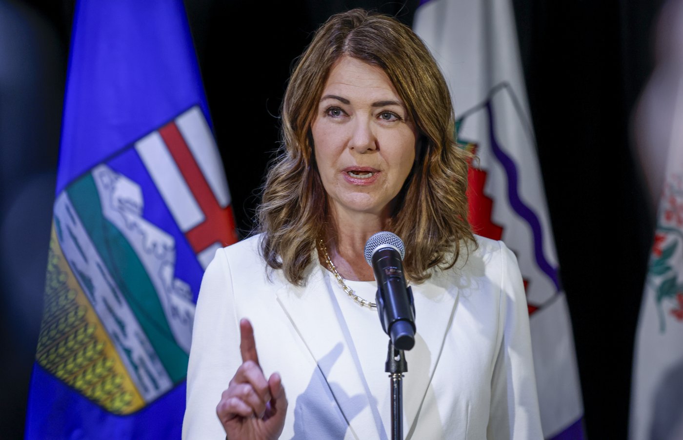 In the news: Trade war accusations, Quebec election coming, and Alberta AI town hall | iNFOnews.ca