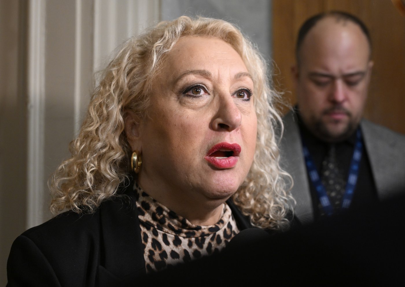 Ethics commissioner recommends $8K fine against former Quebec Liberal member | iNFOnews.ca