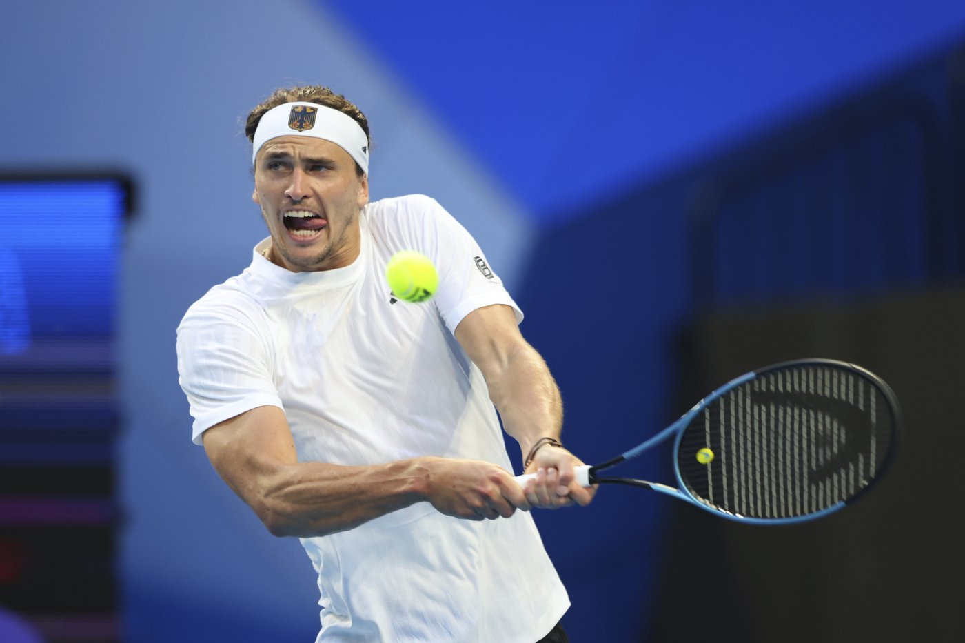 No. 2-ranked Alexander Zverev is out of the United Cup mixed teams event with a biceps injury | iNFOnews.ca