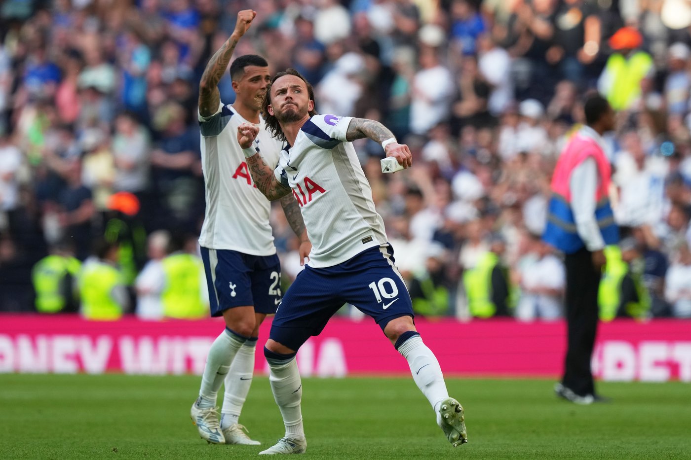 Tottenham leadership promises change after team narrowly averts Premier League relegation 'disaster' | iNFOnews.ca