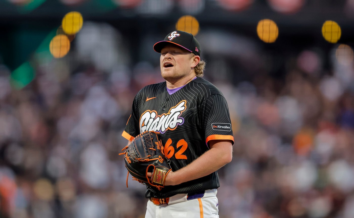 Giants ace Logan Webb goes on 15-day IL with right knee bursitis | iNFOnews.ca