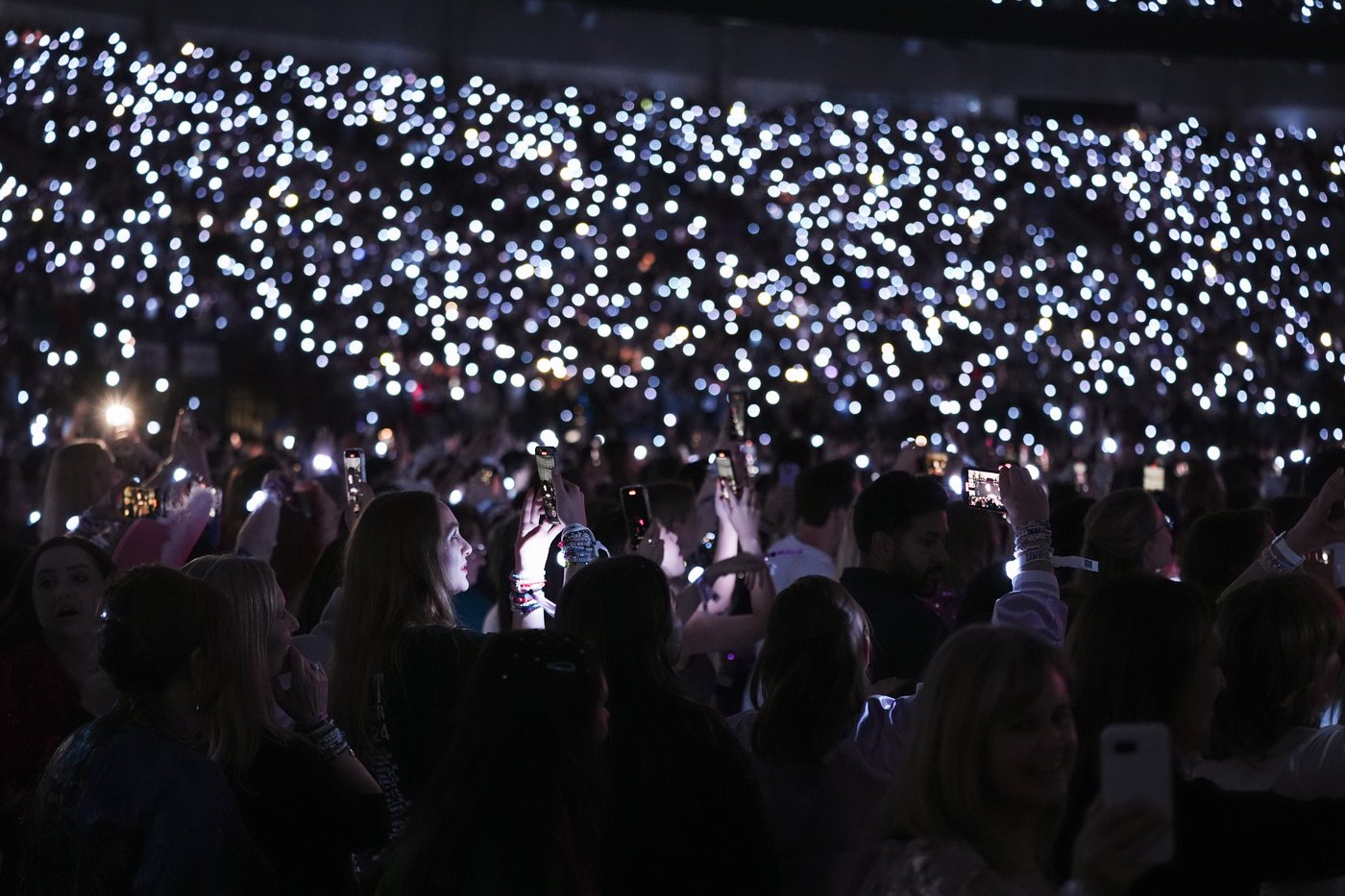 PHOTO COLLECTION: Taylor Swift "The Eras Tour" | iNFOnews.ca
