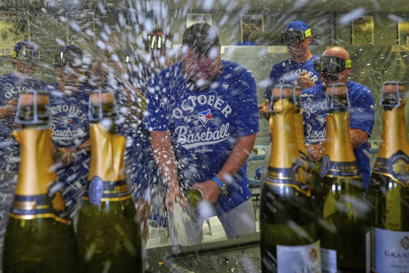 American League-best Blue Jays beat Royals 8-5 and clinch their 1st postseason berth since 2023 | iNFOnews.ca American League-best Blue Jays beat Royals 8-5 and clinch their 1st postseason berth since 2023 | iNFOnews.ca